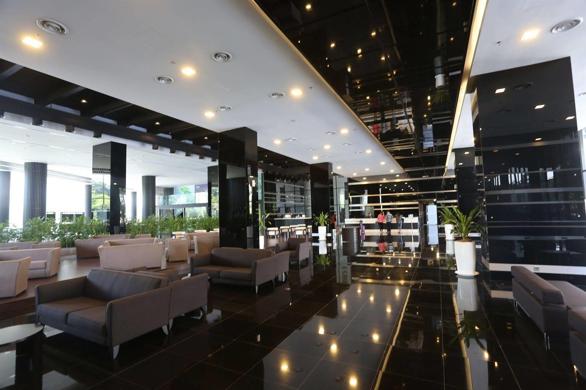 E.City Hotel@Onecity Subang Jaya Exterior photo